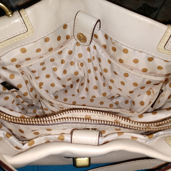 Coach Leather Handbag - Cream with Brass-Tone Metal Accents - Picture 6 of 8